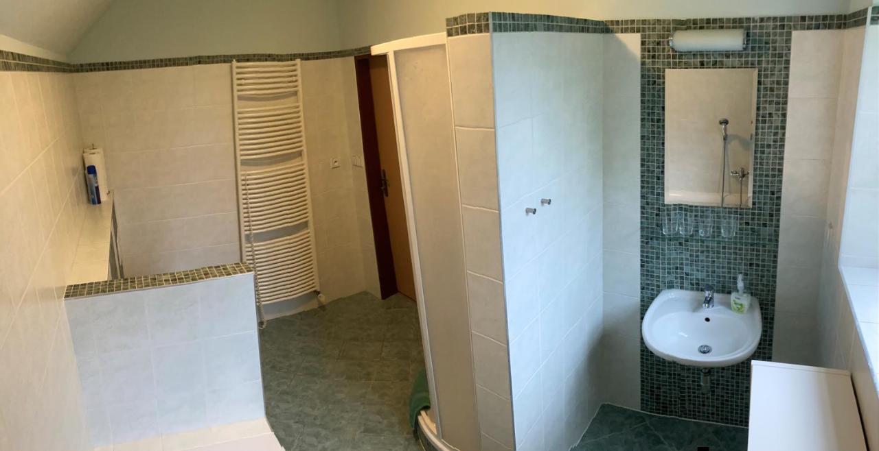 Apartman V Hajich Mala Skala Ngoại thất bức ảnh